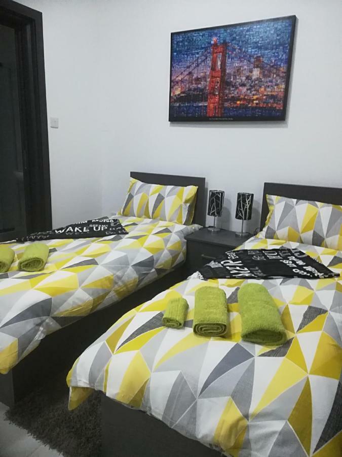 Nice And Cosy Apartment Close To Seafront สลีมา ภายนอก รูปภาพ